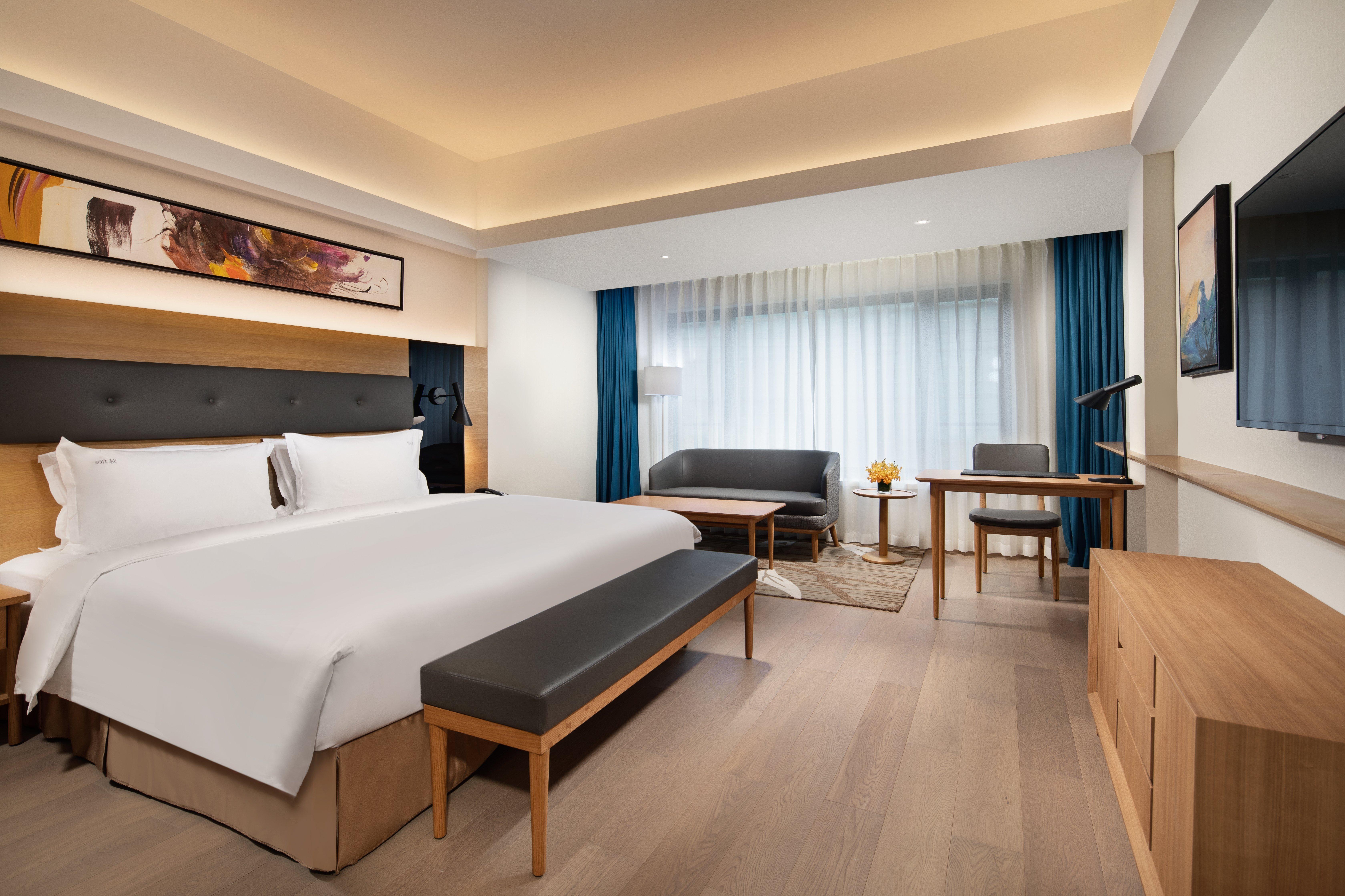 Holiday Inn Shanghai Hongqiao Central, An Ihg Hotel Экстерьер фото